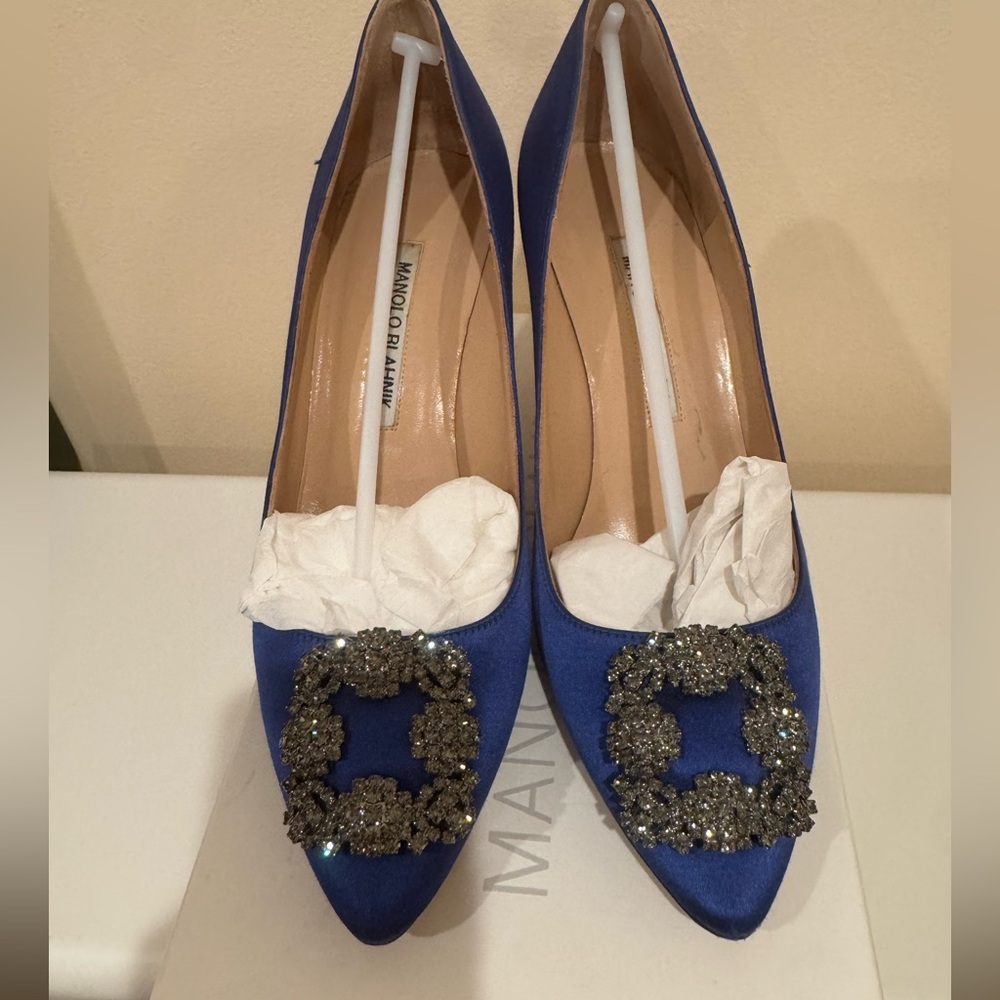 Manolo Blahnik Hangisi Royal Blue Satin Pumps